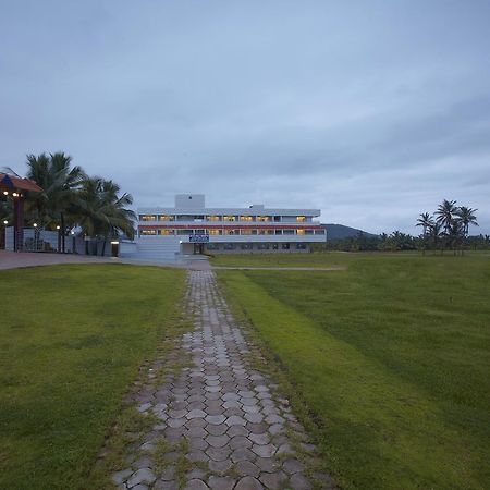 Rns Golf Resort & Nature Cure Centre Māvalli Eksteriør bilde